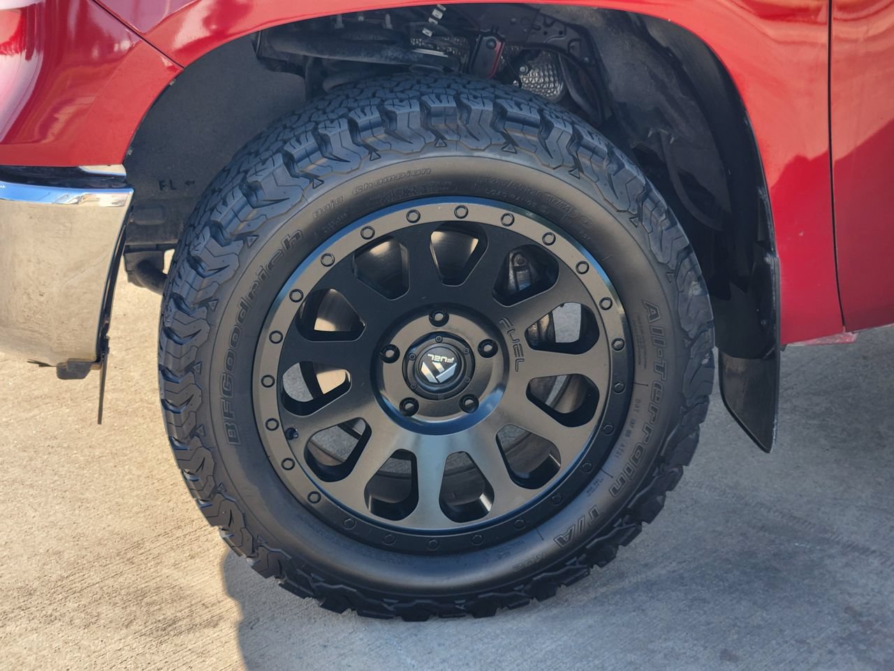 Used 2018 Toyota Tundra SR5 w/ SR5 Upgrade Package RWD image 11