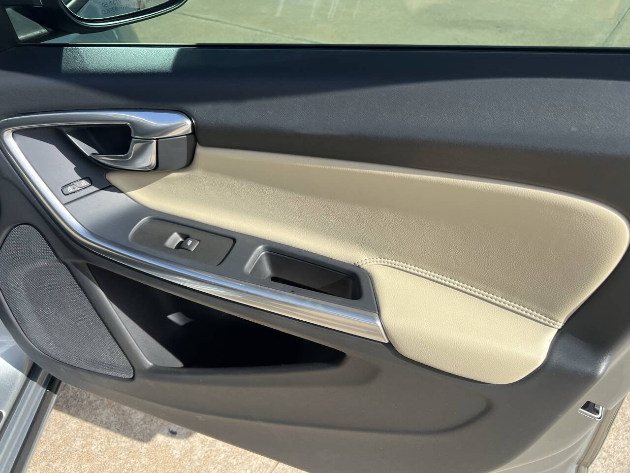 Used 2018 Volvo S60 T5 Dynamic w/ Vision Package FWD image 27