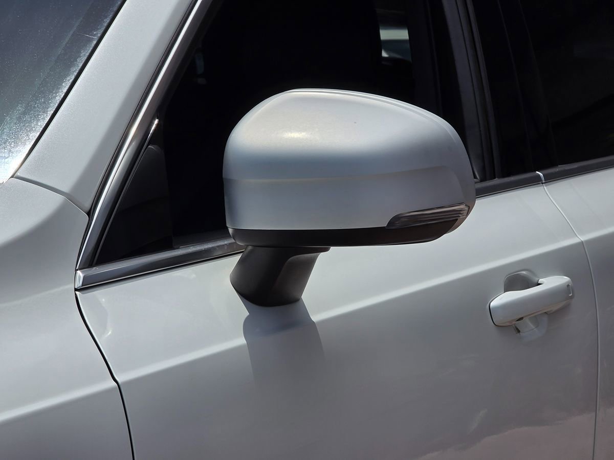 Used 2019 Volvo XC90 T6 R-Design AWD/4WD image 9