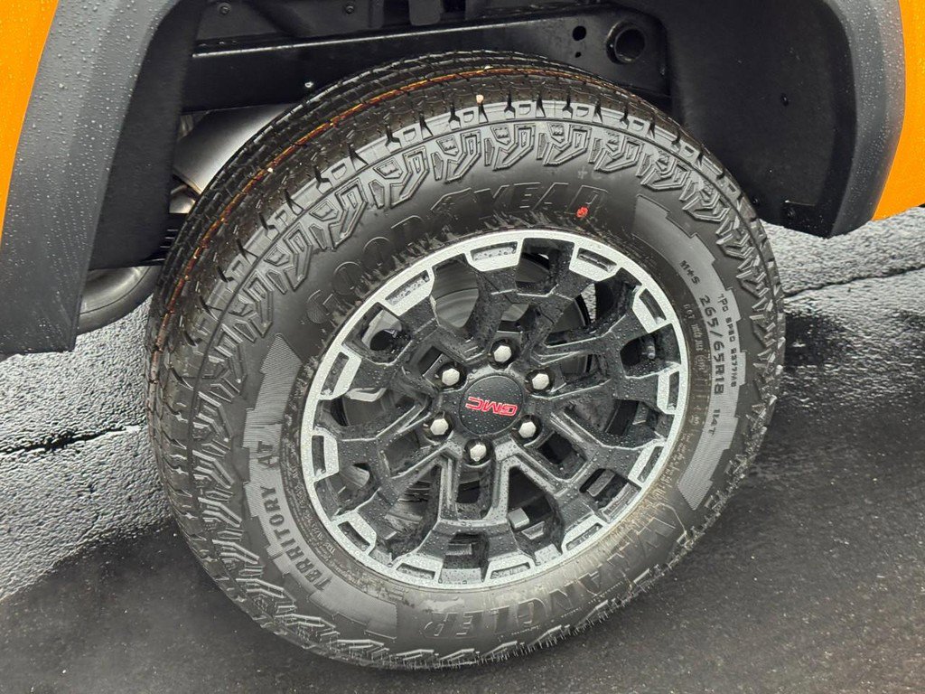New 2026 GMC Canyon AT4 AWD/4WD image 5