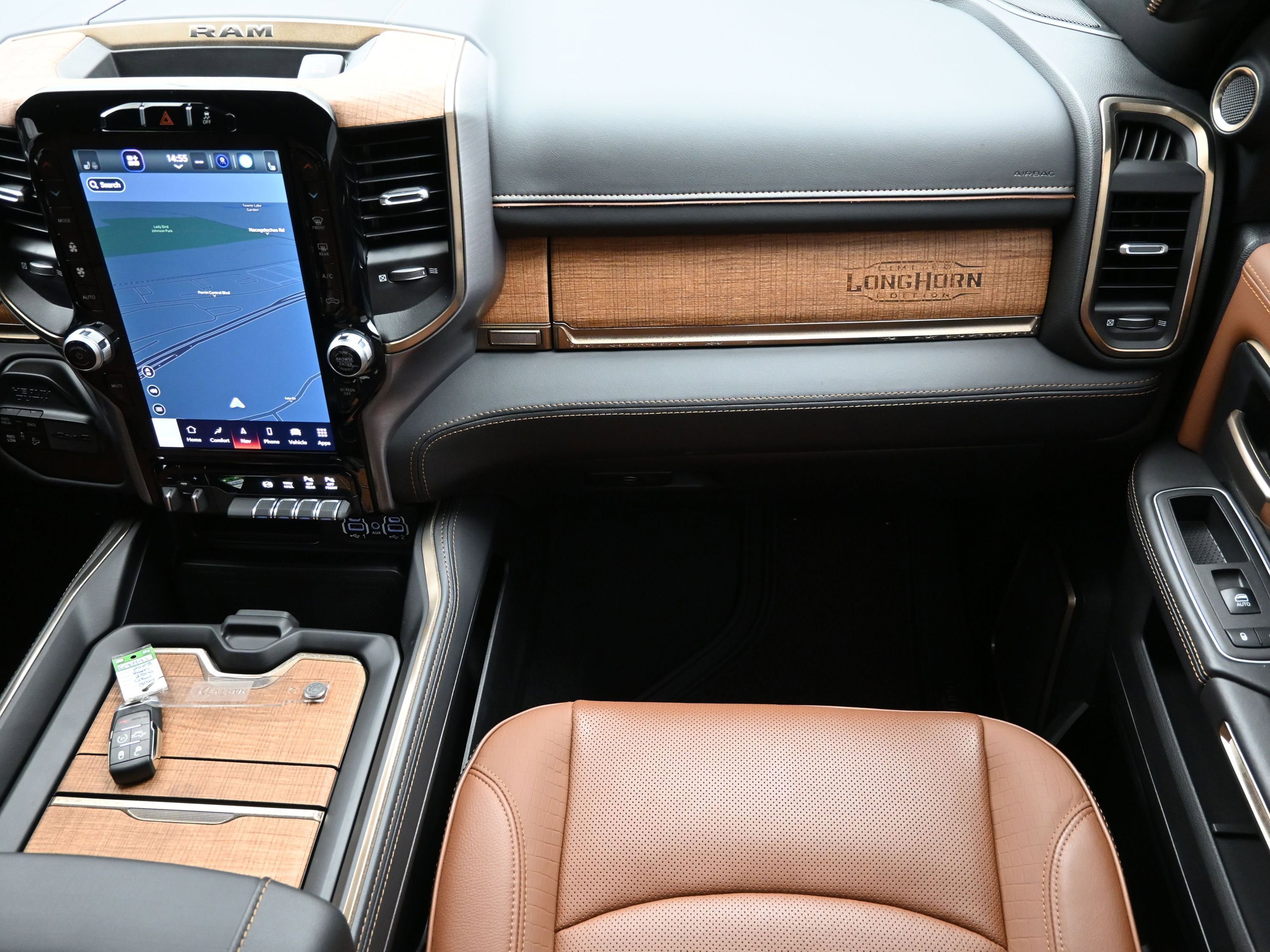 Used 2023 RAM 2500 Limited image 39