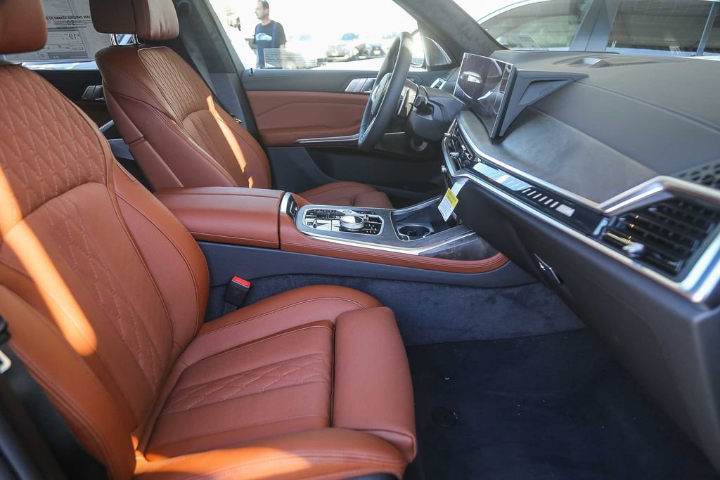 New 2027 BMW X7 M60i w/ Executive Package AWD/4WD image 13
