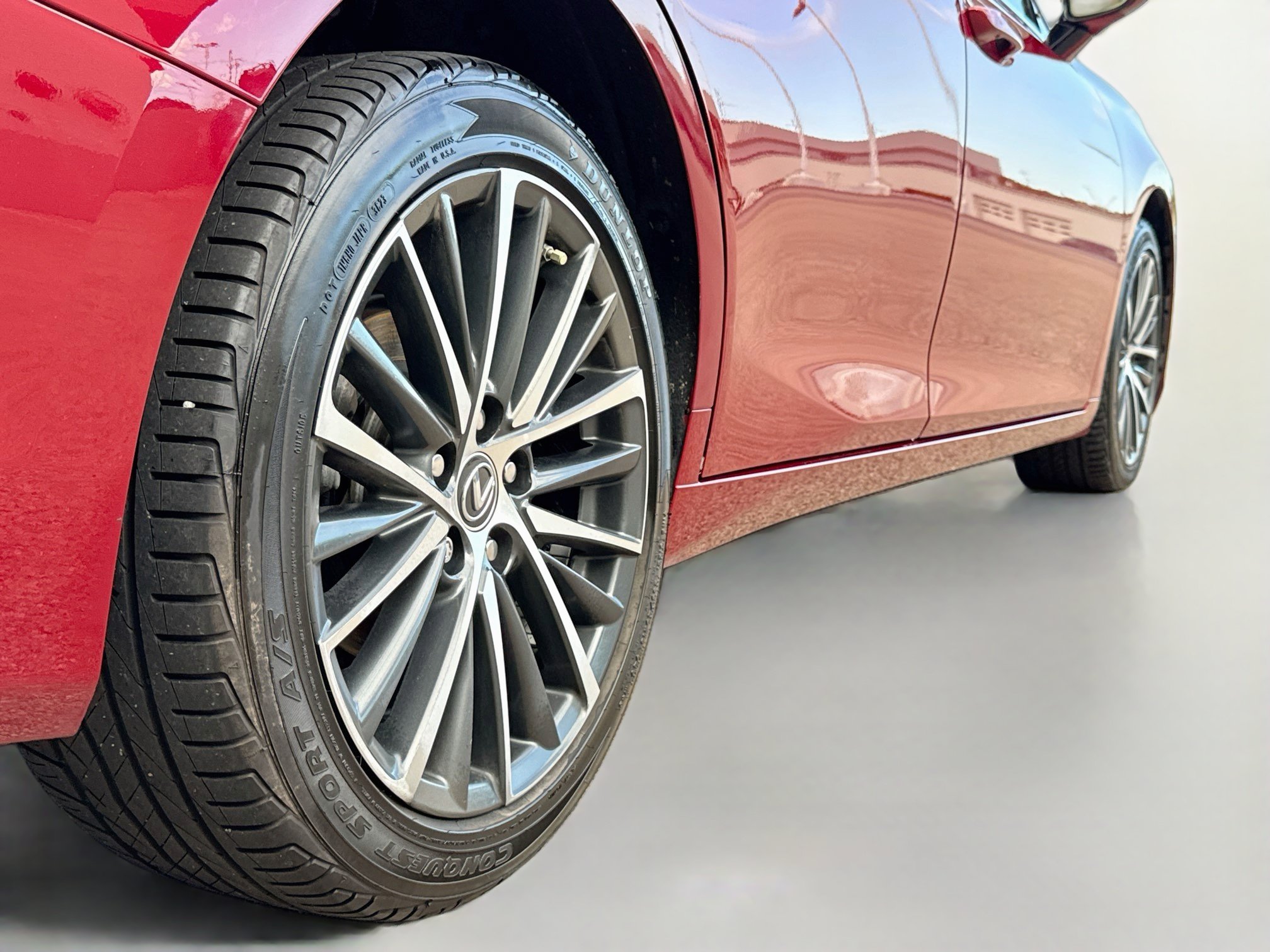 Used 2022 Lexus ES 250 w/ Premium Package AWD/4WD image 9