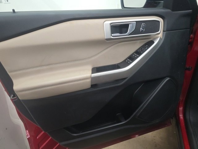 Used 2023 Ford Explorer XLT w/ Equipment Group 202A image 20