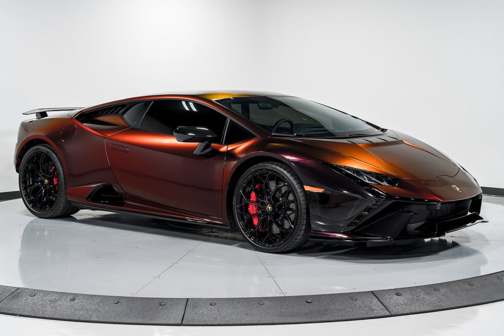 Used 2024 Lamborghini Huracan Tecnica RWD image 40