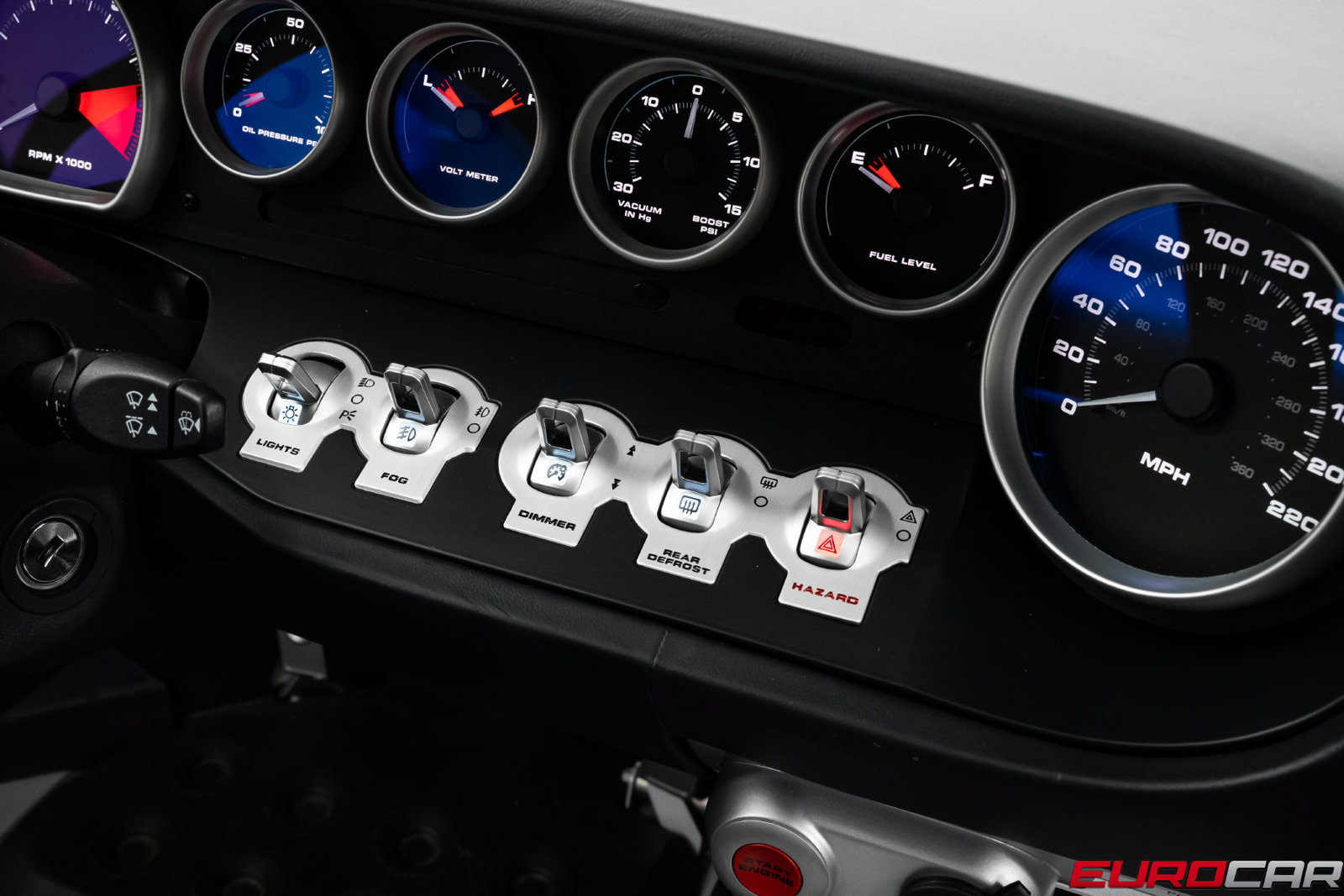Used 2006 Ford GT RWD image 37