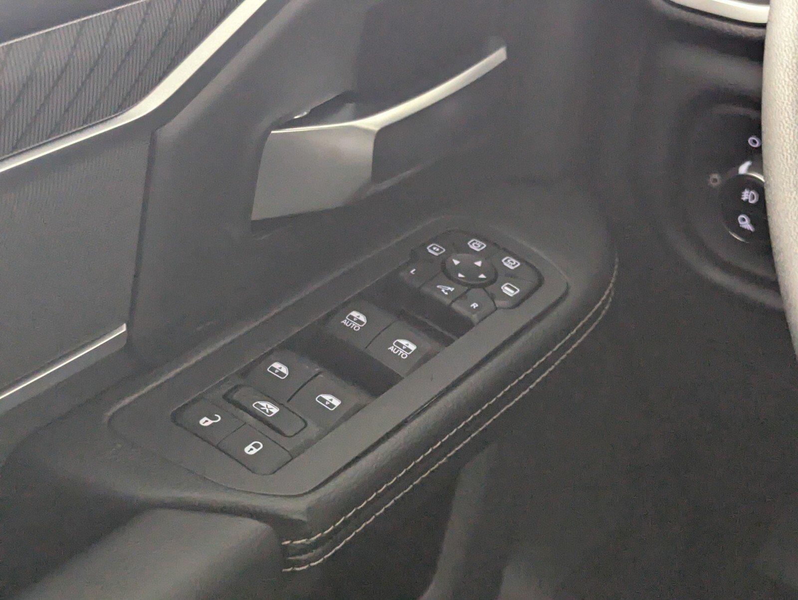 New 2026 RAM 2500 Big Horn AWD/4WD image 19