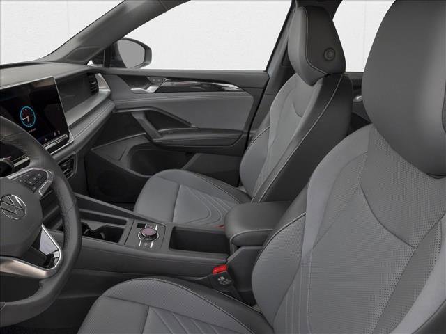 New 2026 Volkswagen Tiguan SE R-Line image 6