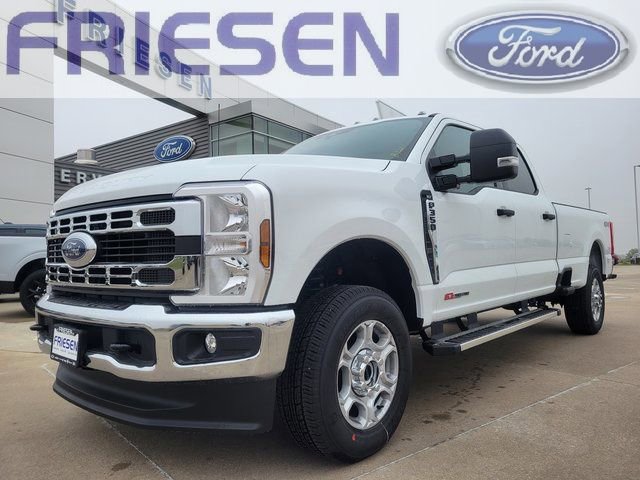 New 2026 Ford F350 XLT w/ Snow Plow/Camper Package image 8