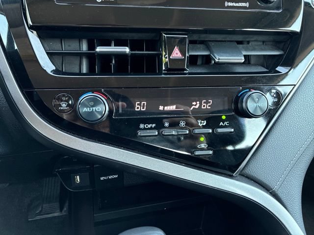 Used 2024 Toyota Camry SE FWD image 33