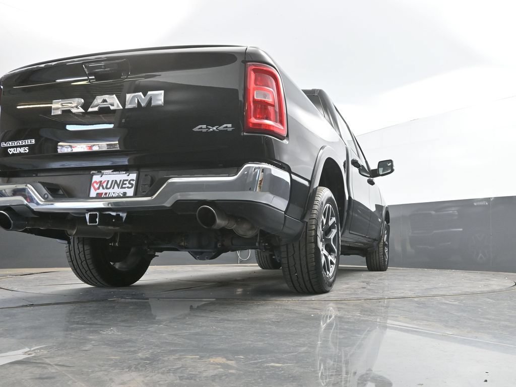 Used 2025 RAM 1500 Laramie AWD/4WD image 41