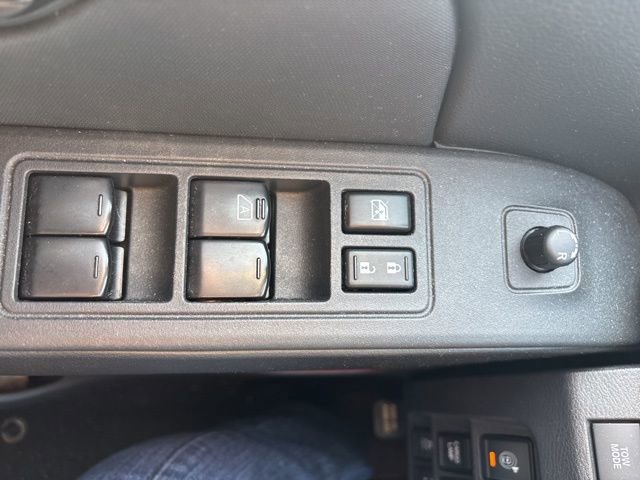 Used 2023 Nissan Frontier PRO-4X w/ Pro Convenience Package AWD/4WD image 13