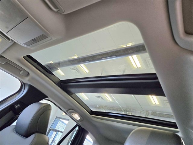 New 2025 MAZDA CX-50 AWD 2.5 Hybrid w/ Cargo Package image 6