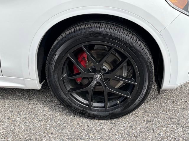 Used 2021 Alfa Romeo Stelvio Ti Sport image 12
