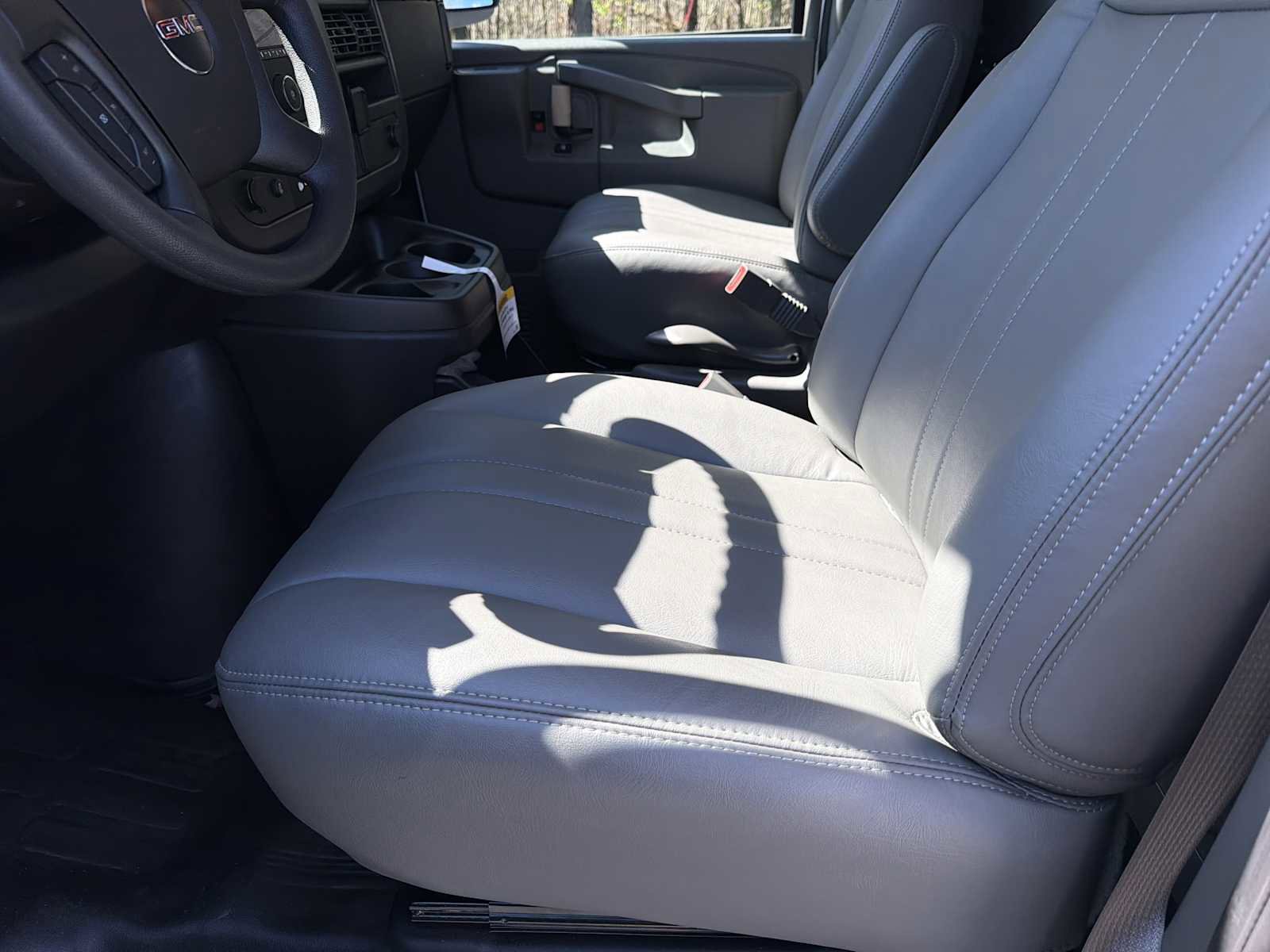 New 2025 GMC Savana 2500 w/ Driver Convenience Package image 7