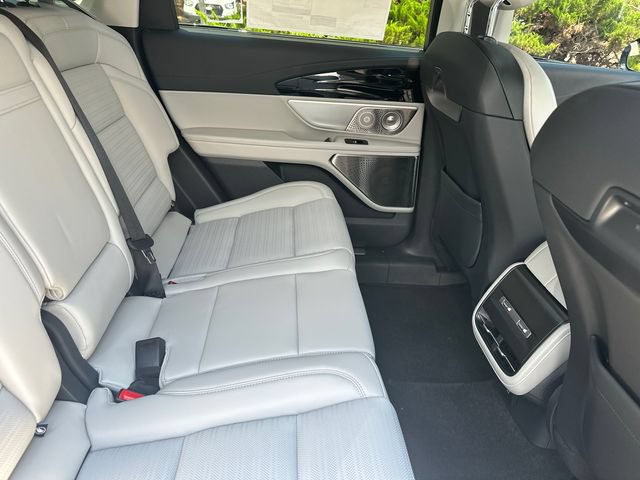 New 2026 Lincoln Nautilus Reserve AWD/4WD image 15