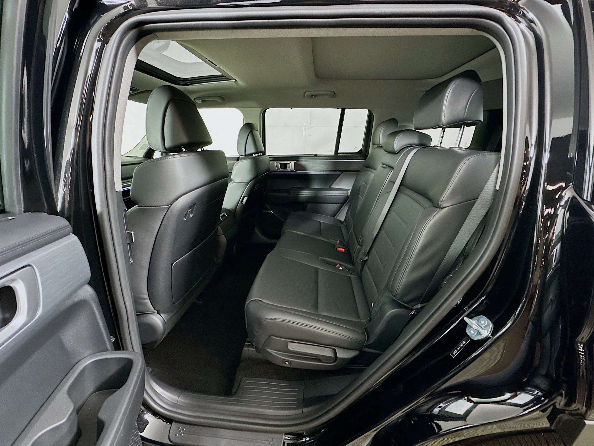 New 2026 Hyundai Santa Fe Limited AWD/4WD image 26