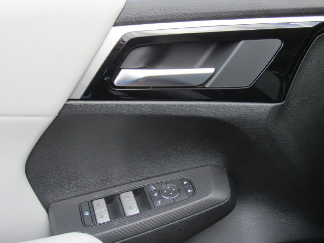 New 2026 Mitsubishi Outlander FWD image 21