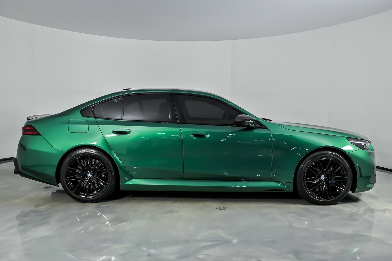Used 2025 BMW M5 w/ Carbon Package AWD/4WD image 14