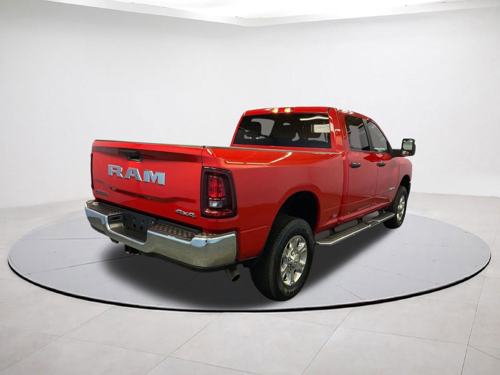 Certified 2026 RAM 2500 Big Horn AWD/4WD image 9