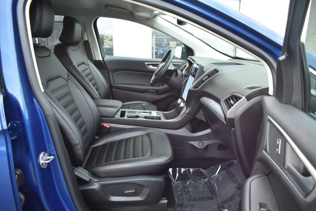 Used 2021 Ford Edge SEL w/ Cargo Accessory Package image 41