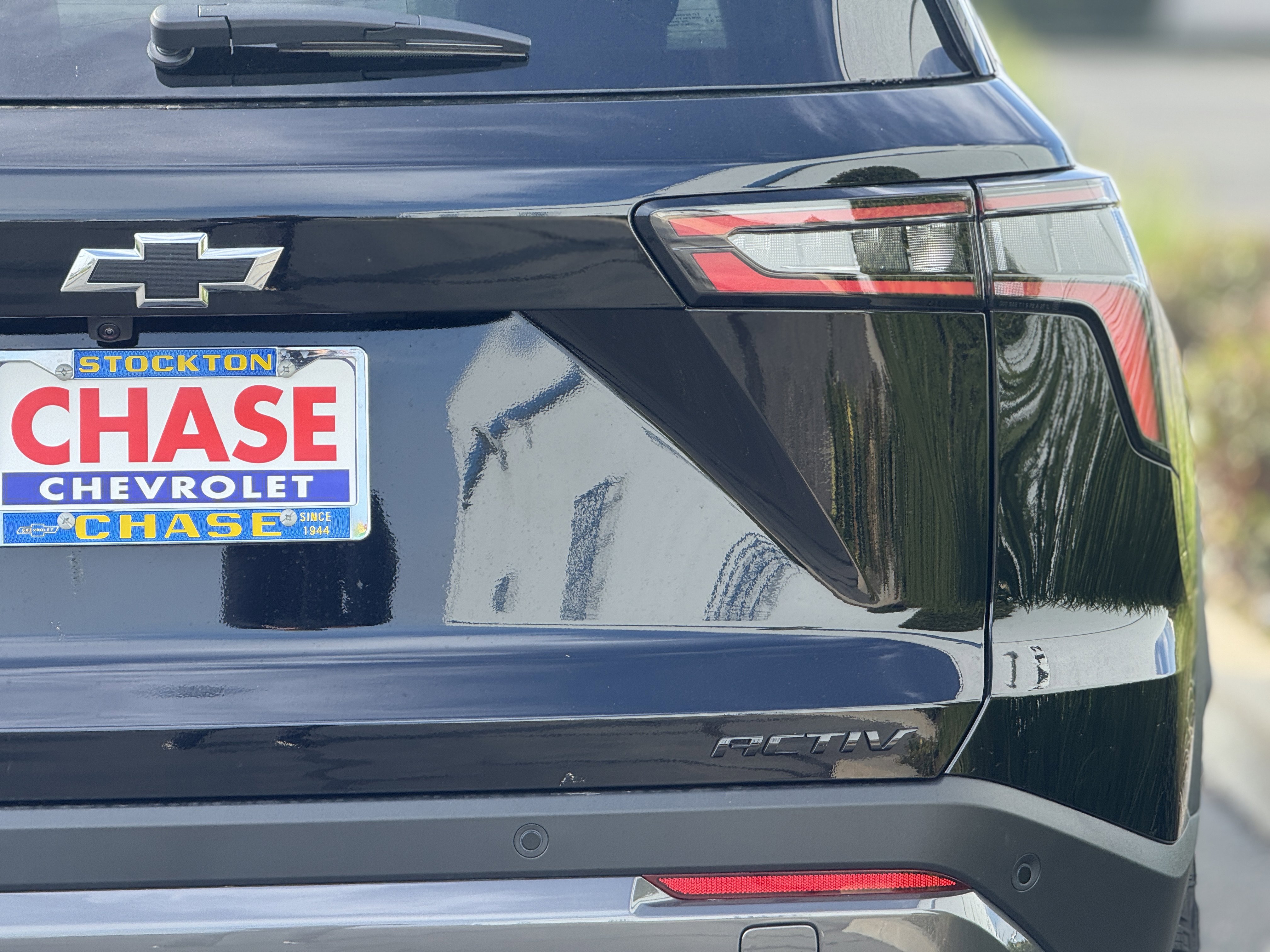 New 2026 Chevrolet Equinox ACTIV w/ Safety and Technology Package image 8