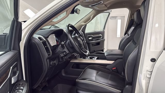 Used 2021 RAM 3500 Laramie w/ Cold Weather Group AWD/4WD image 15