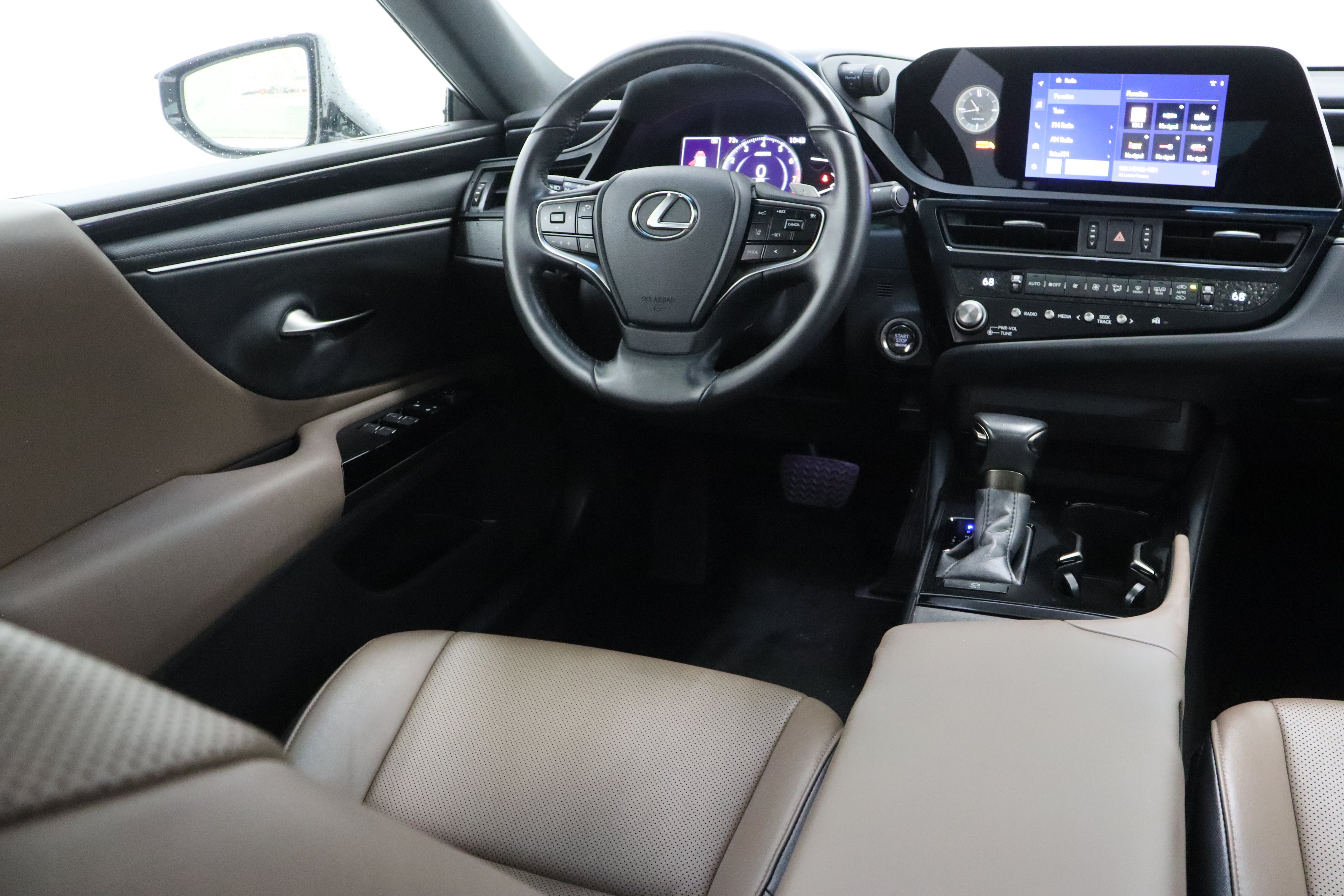 Used 2024 Lexus ES 350 w/ Accessory Package (Z1) FWD image 32