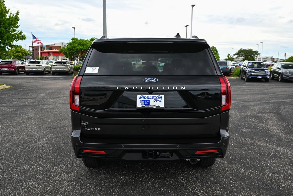 New 2026 Ford Expedition Active AWD/4WD image 6