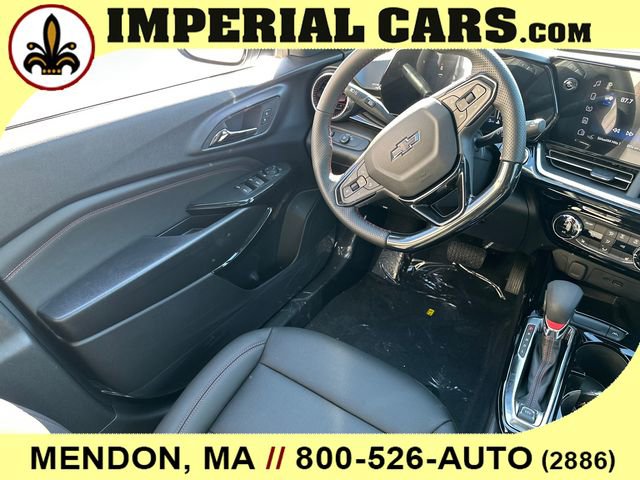 New 2026 Chevrolet Trax RS w/ Sunroof Package image 18