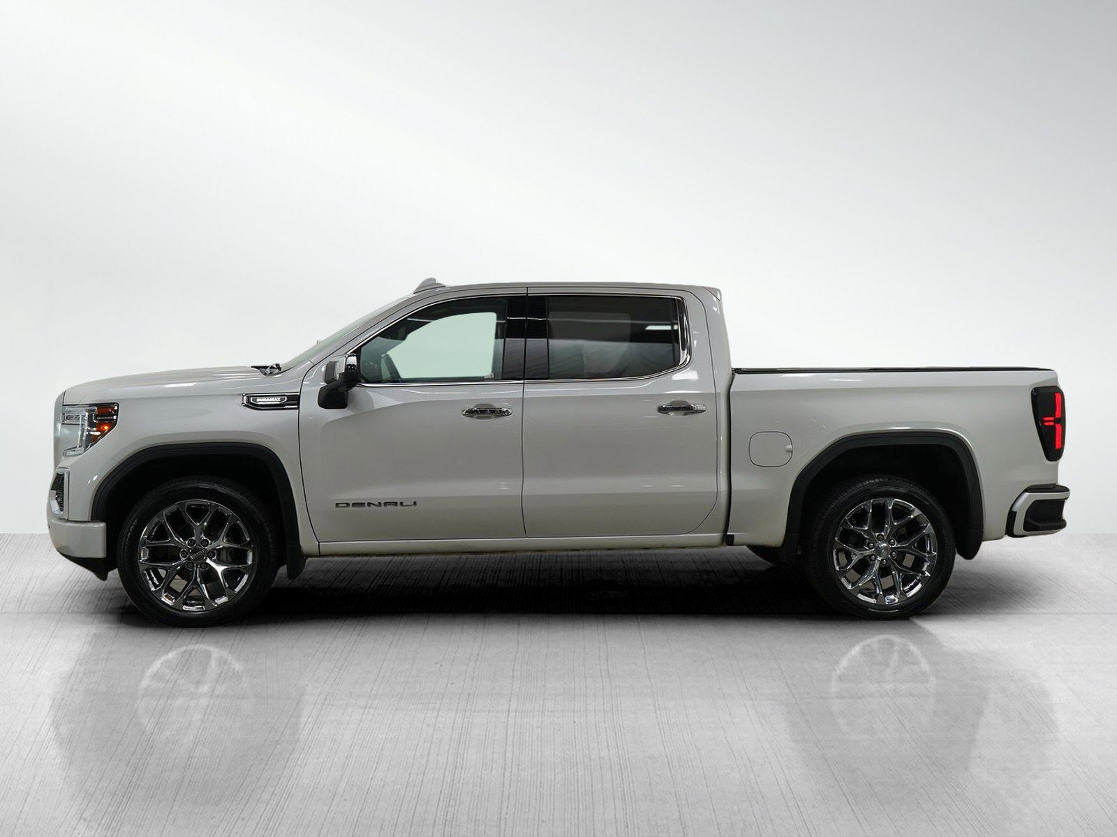 Used 2020 GMC Sierra 1500 Denali w/ Denali Premium Package AWD/4WD image 3