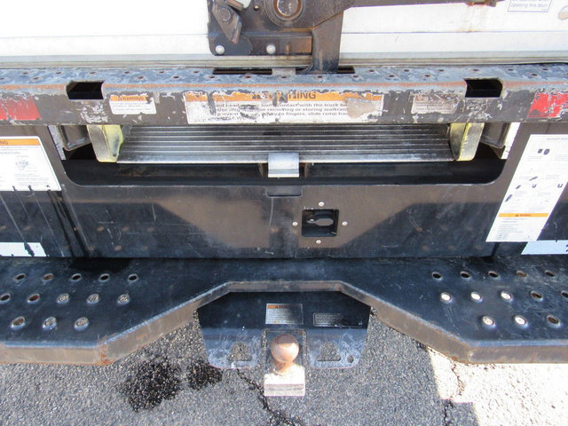 Used 2022 Ford E-350 and Econoline 350 Super Duty image 16