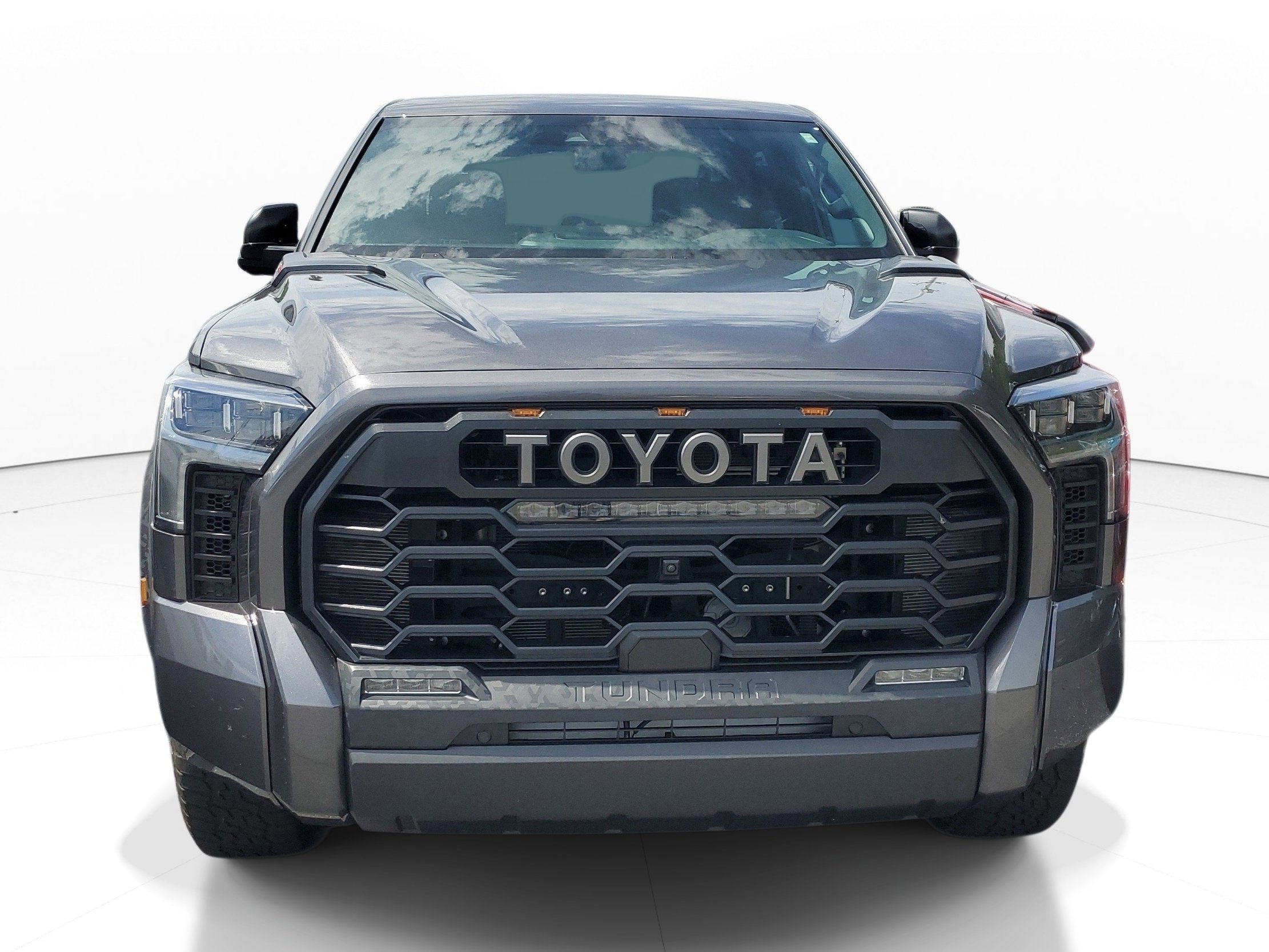 Used 2025 Toyota Tundra TRD Pro AWD/4WD image 2