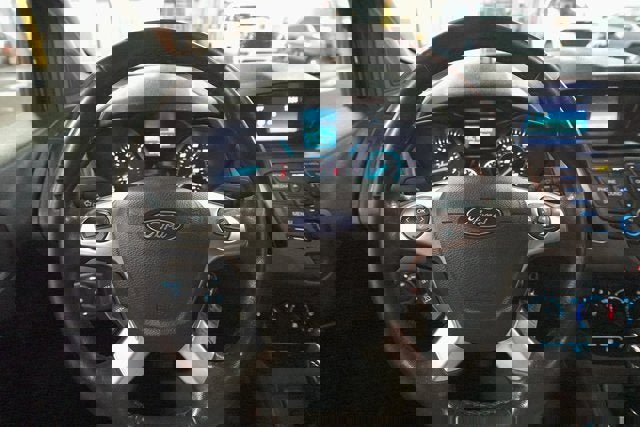 Used 2017 Ford Transit Connect XL image 12