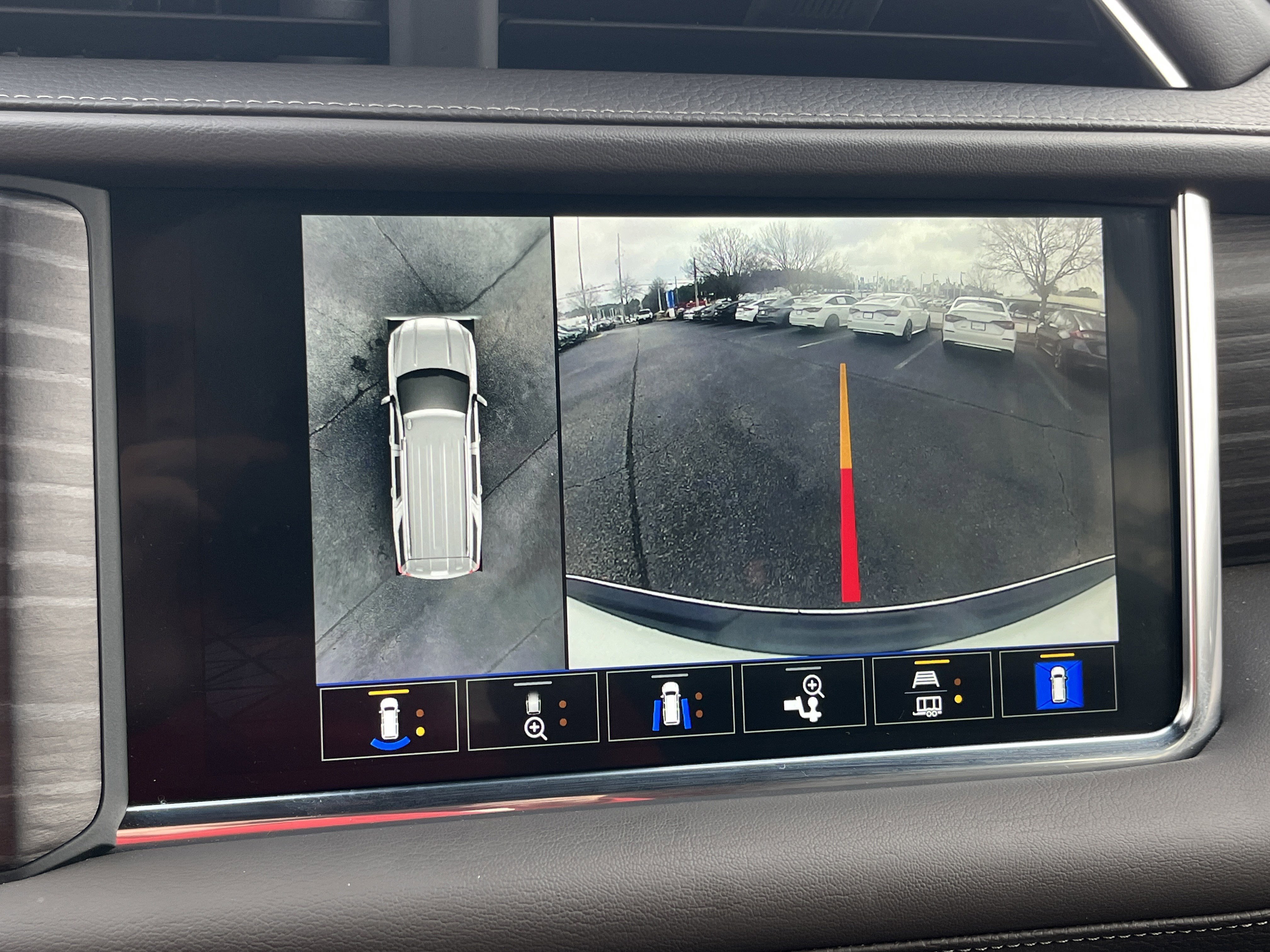 Used 2023 GMC Yukon Denali w/ Max Trailering Package image 4