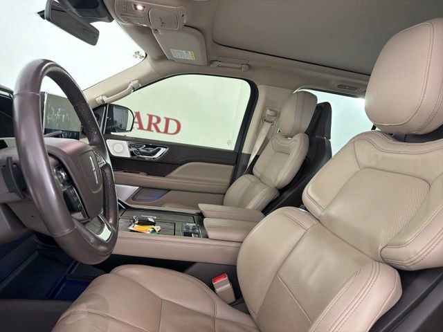 Used 2023 Lincoln Navigator L Reserve AWD/4WD image 11