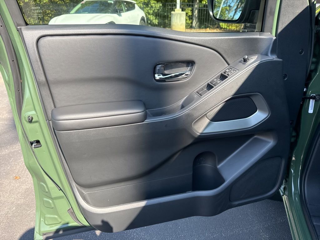 New 2026 Nissan Frontier SV w/ SV Convenience Package image 10