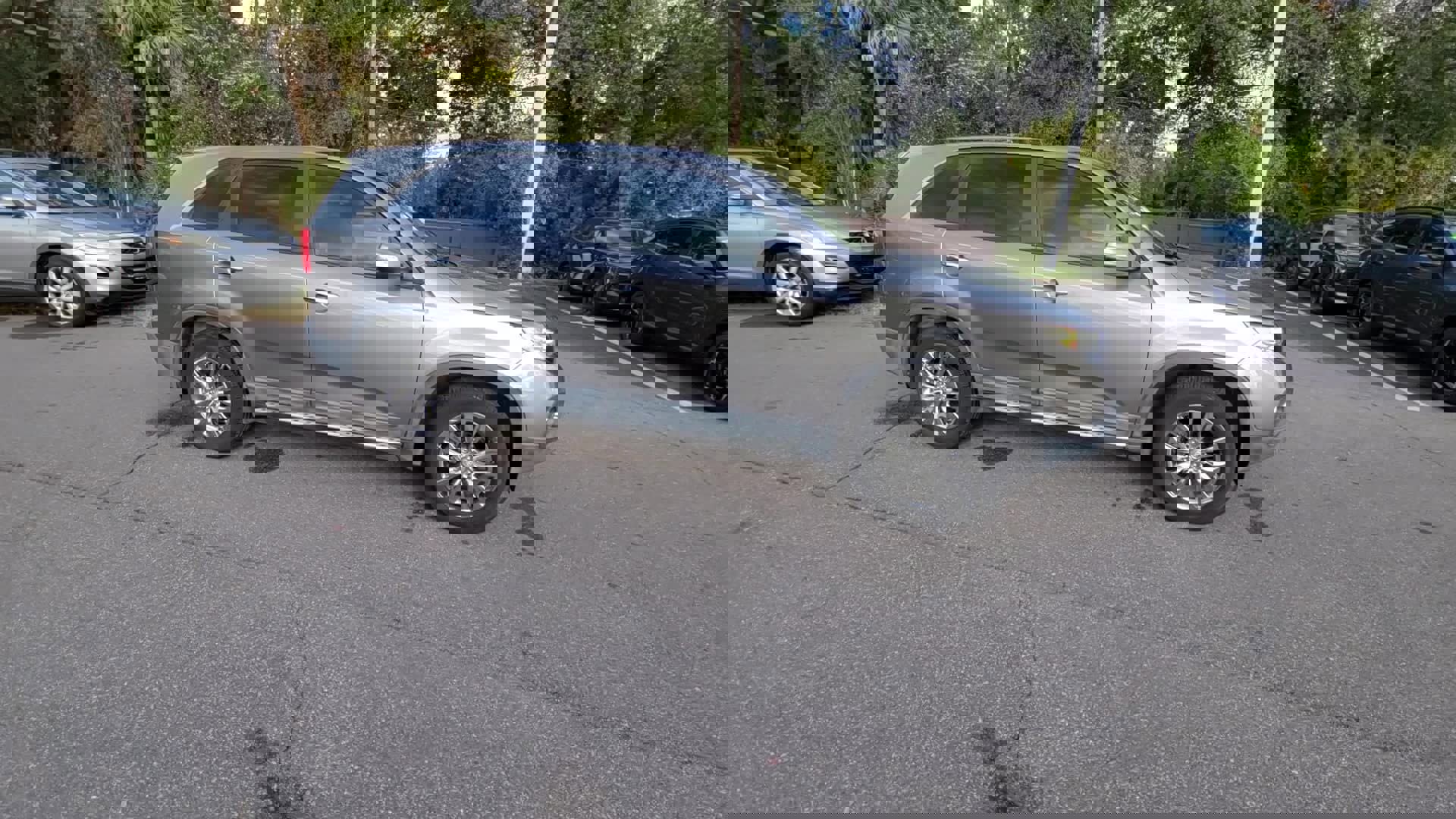 Used 2011 Kia Sorento EX w/ Limited Pkg image 21