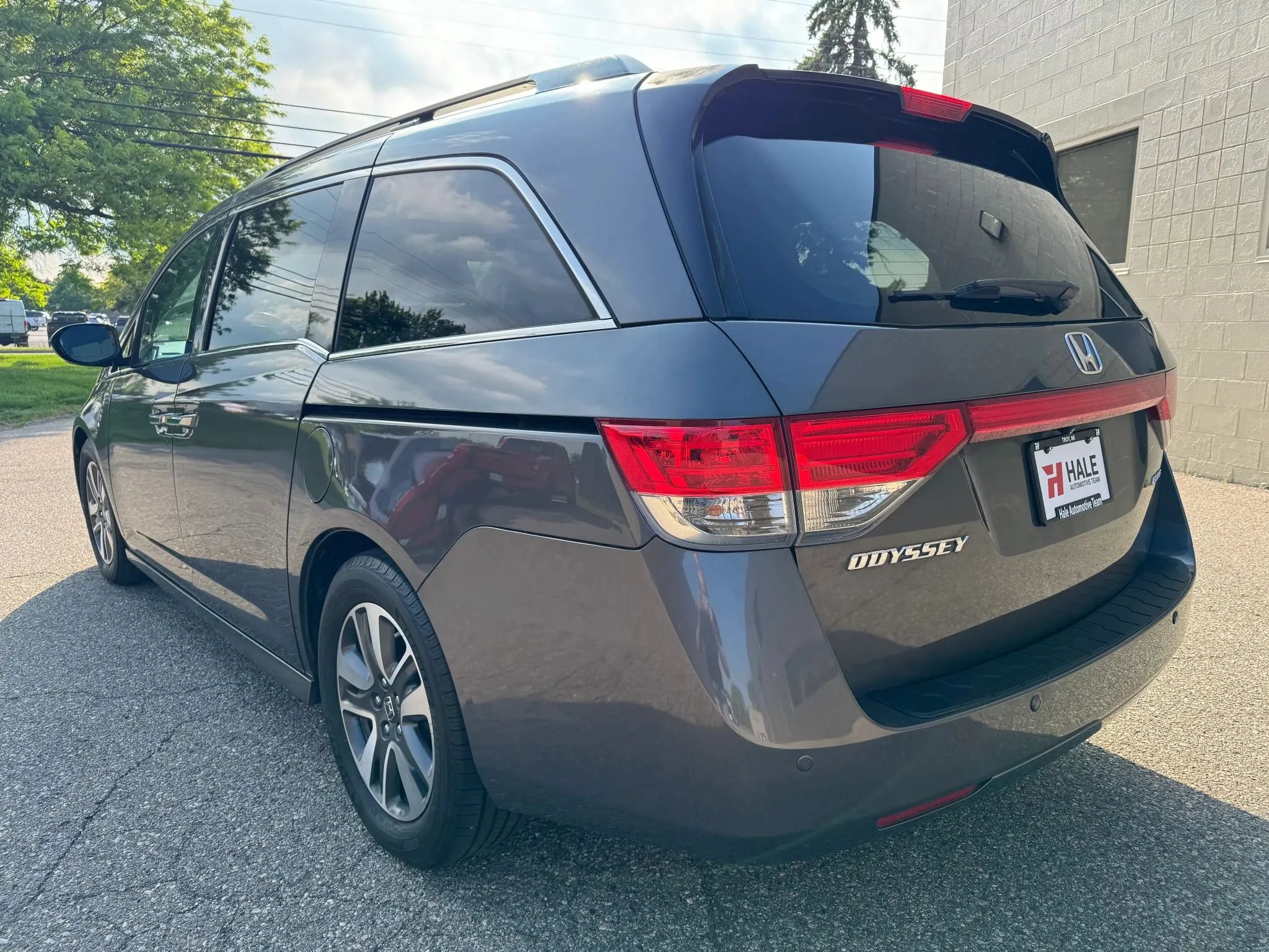 Used 2014 Honda Odyssey Touring image 7