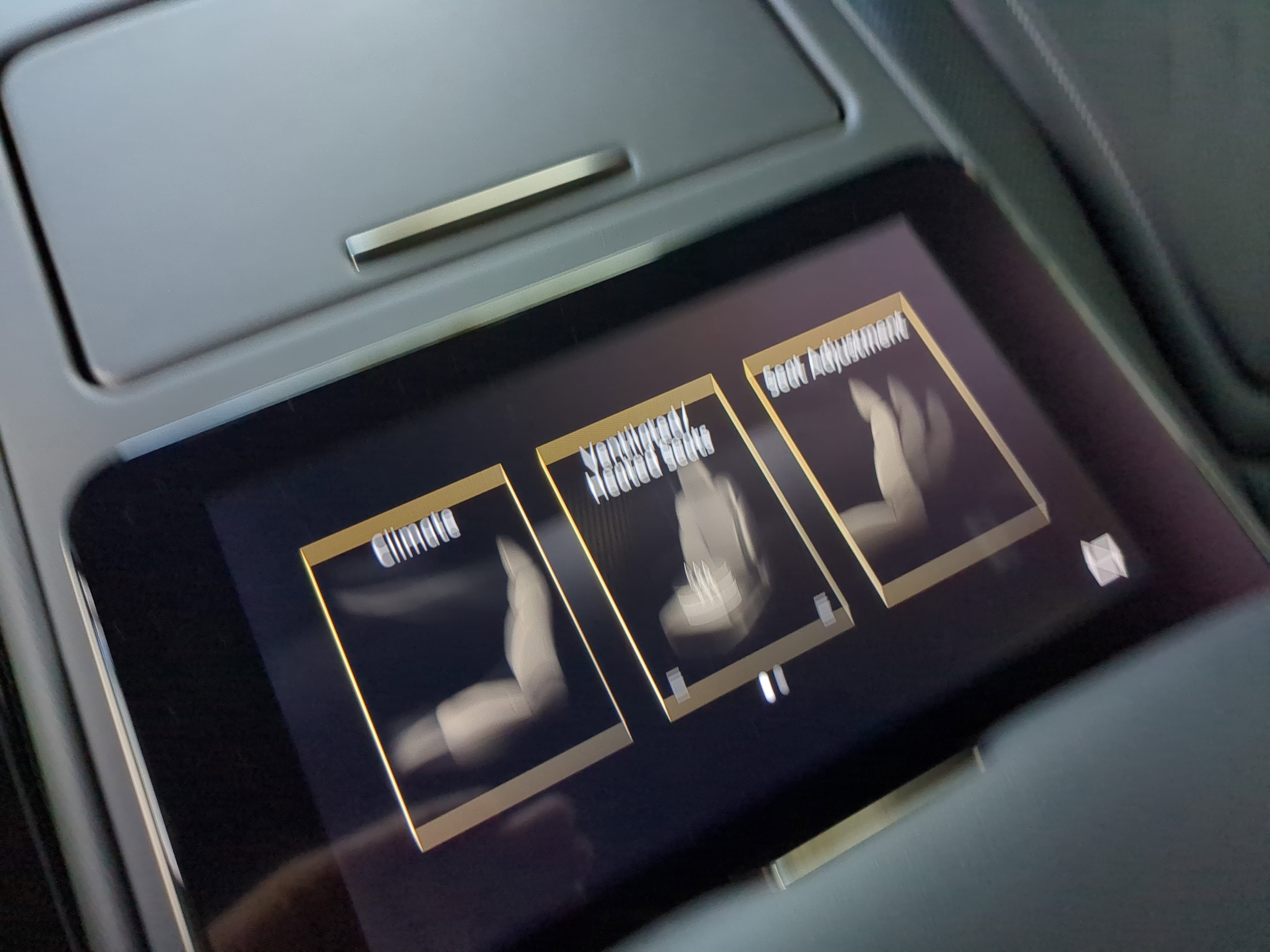 New 2026 INFINITI QX80 Autograph w/ Premium Cargo Package image 16