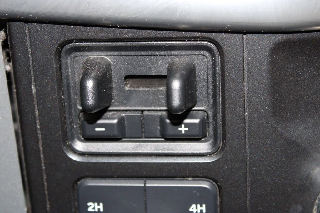 Used 2021 Ford F150 Lariat w/ Equipment Group 502A High image 44