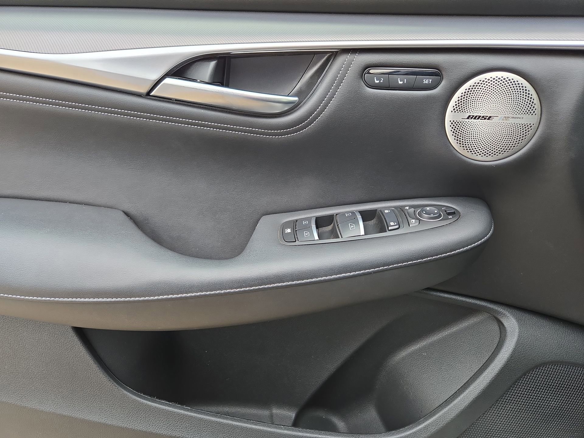 Used 2023 INFINITI QX55 Essential AWD/4WD image 15