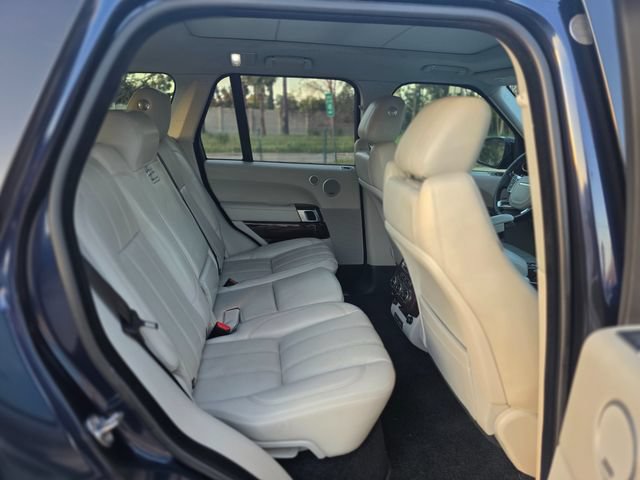 Used 2014 Land Rover Range Rover HSE AWD/4WD image 31
