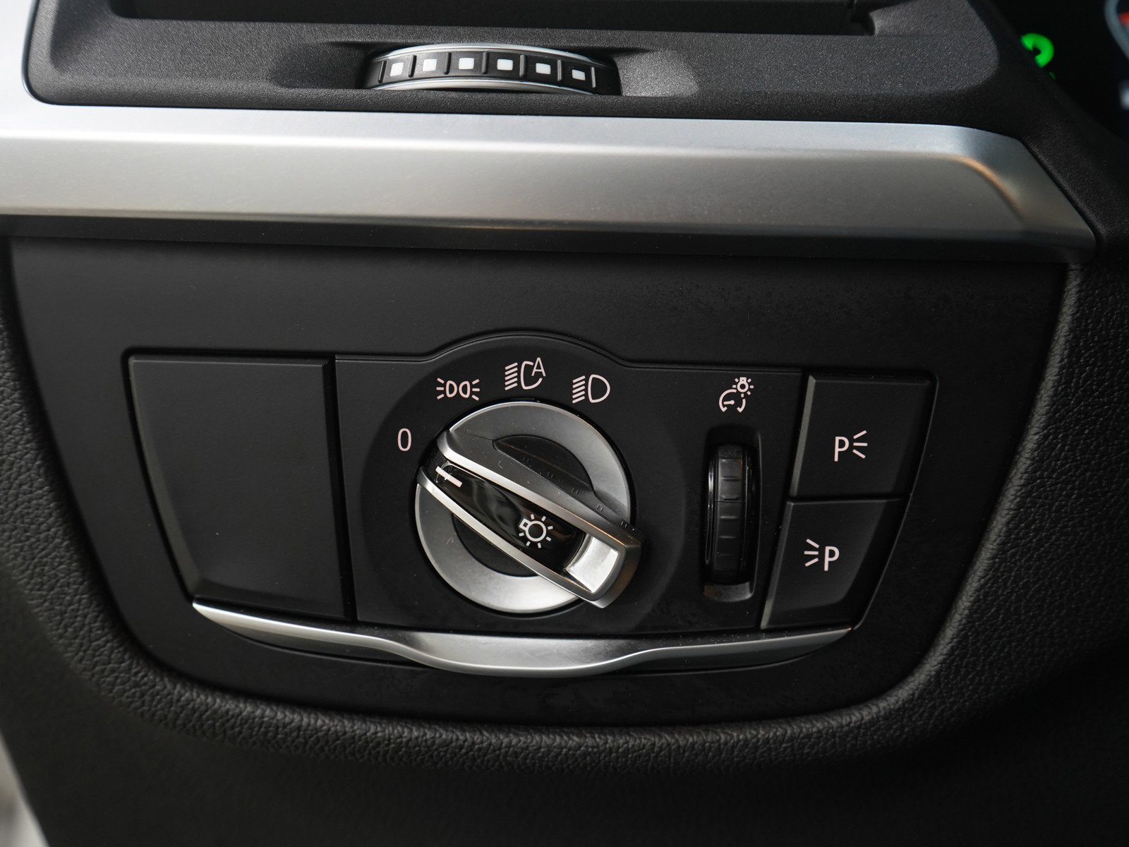 Used 2024 BMW X3 xDrive30i image 25