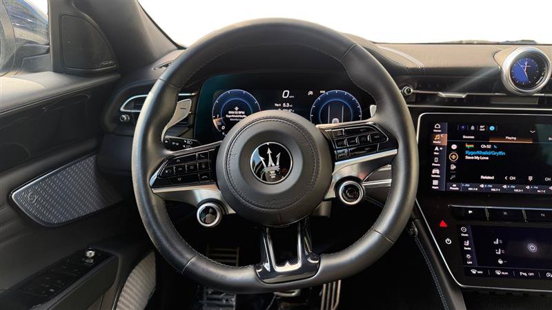Used 2023 Maserati Grecale Modena AWD/4WD image 13