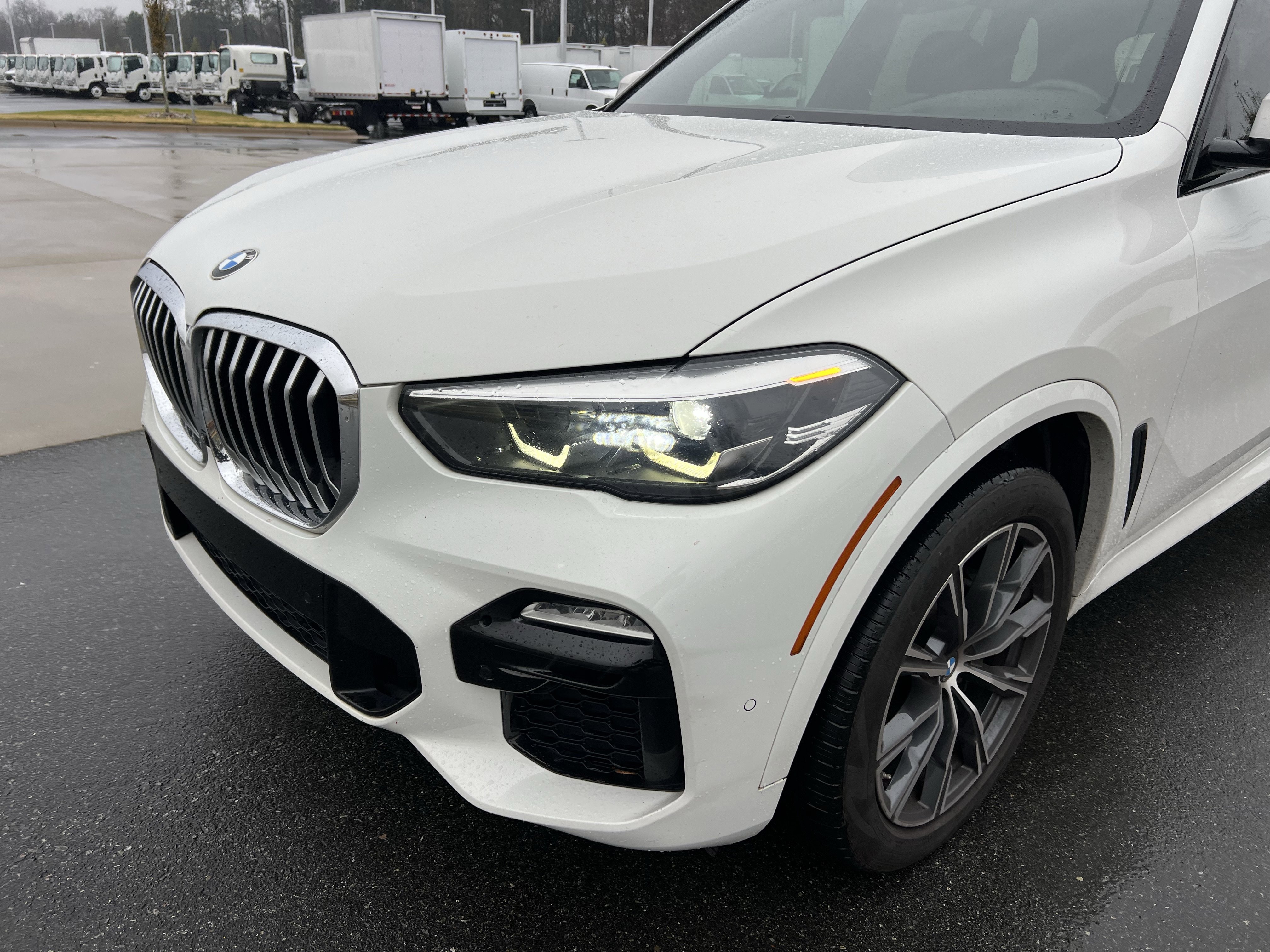 Used 2019 BMW X5 xDrive40i w/ M Sport Package image 11