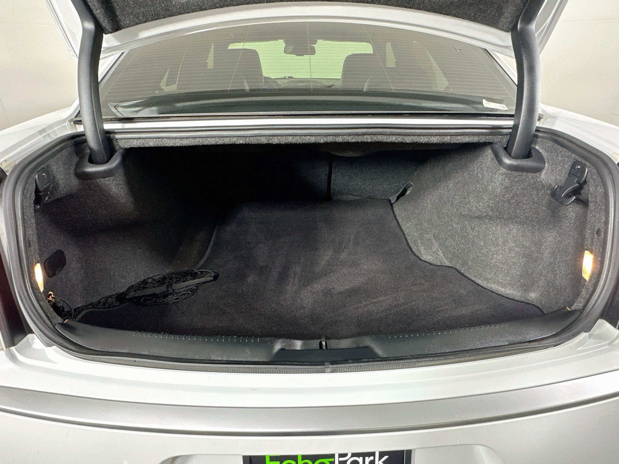 Used 2018 Chrysler 300 C w/ Sun, Sound & Nav Package RWD image 30