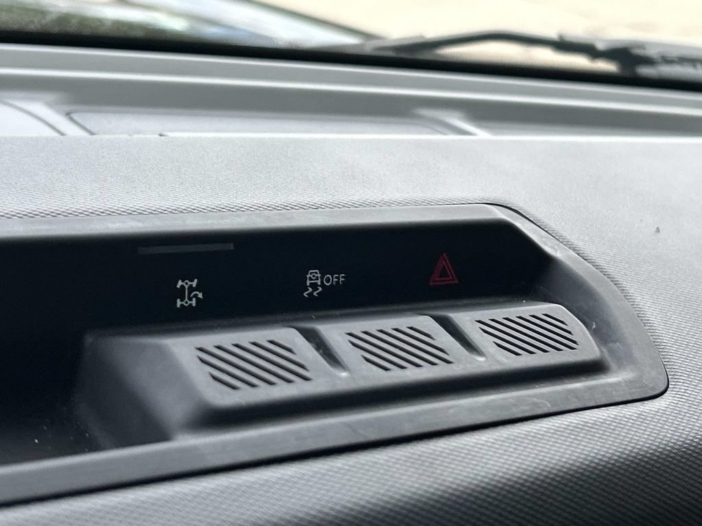 Used 2025 Ford Bronco Big Bend AWD/4WD image 38