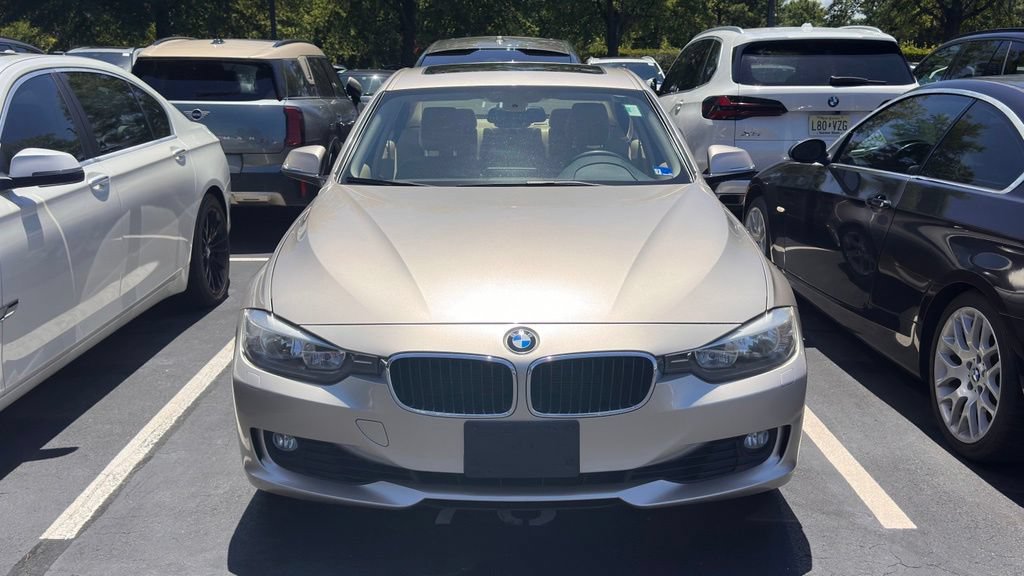 Used 2013 BMW 328i xDrive Sedan AWD/4WD image 12