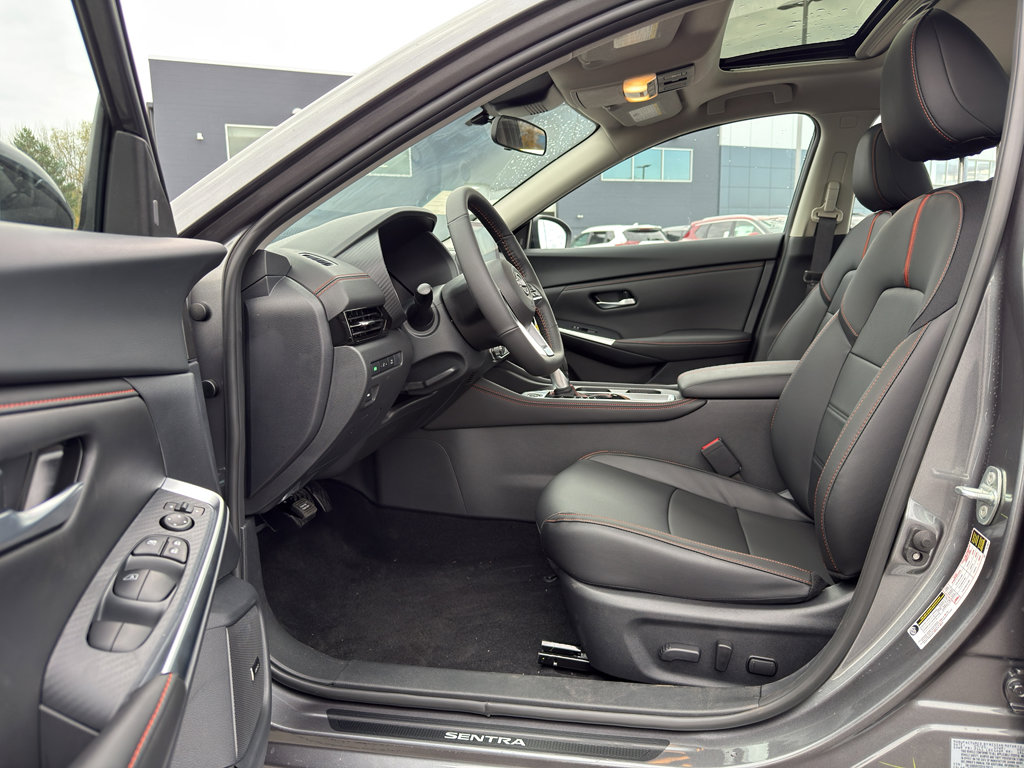 New 2025 Nissan Sentra SR image 11